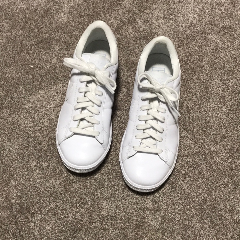 Nike Tennis sneakers